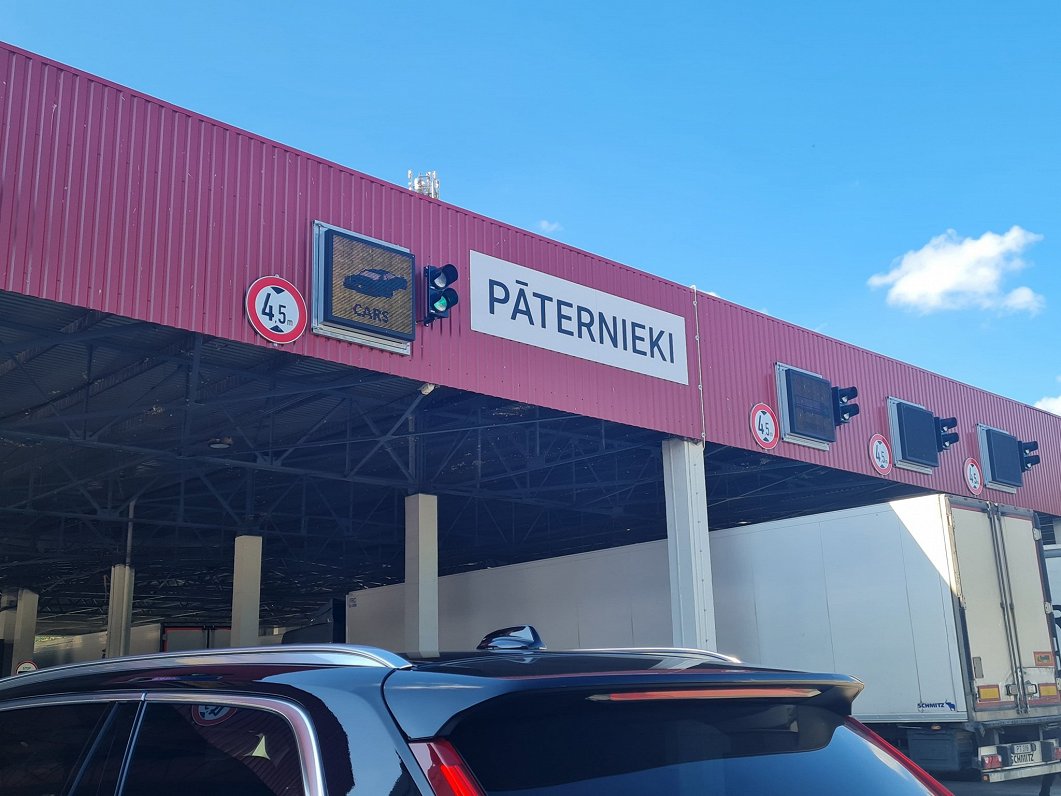 "Pāternieku" robežpunkta slēgšana negatīvi ietekmēs Latvijas kravu pārvadātājus