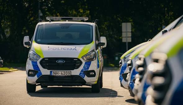Policistiem par neadekvātu uzvedību piemērota atvaļināšana no amata