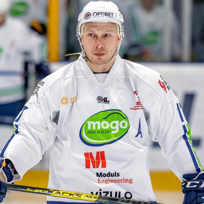 Elviss Zelubovskis