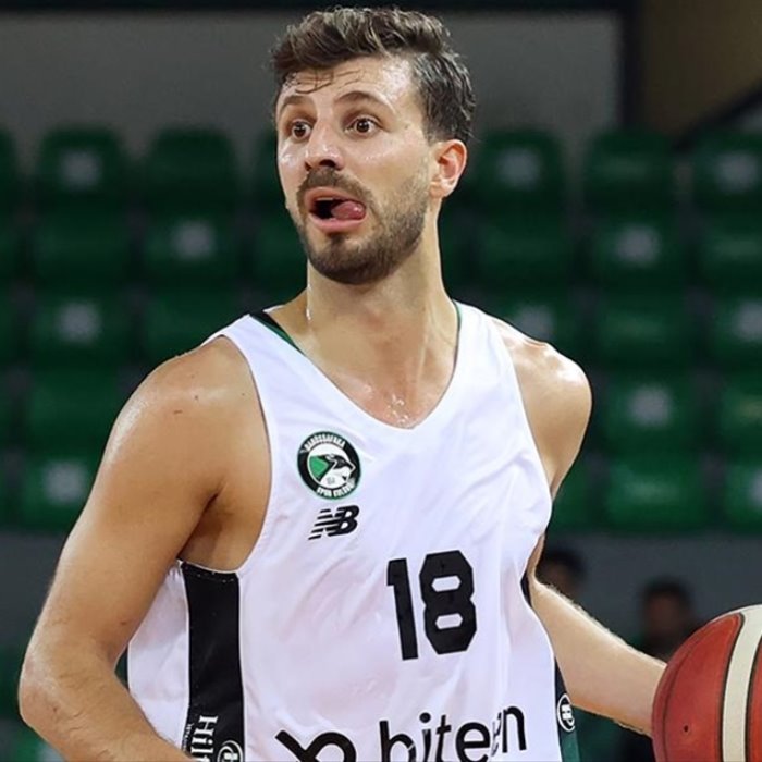 Doğuş Özdemiroğlu