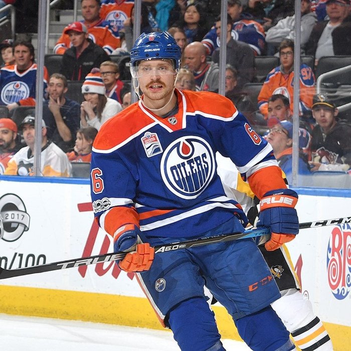Adam Larsson