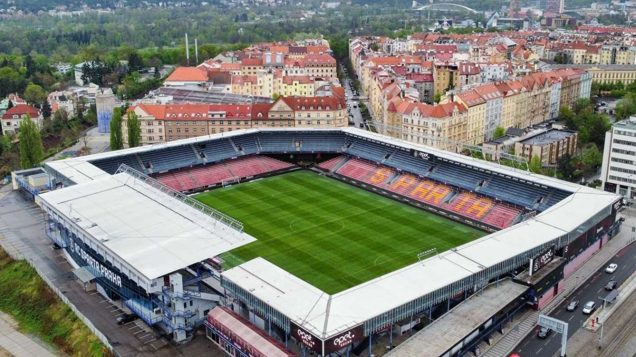 epet ARENA