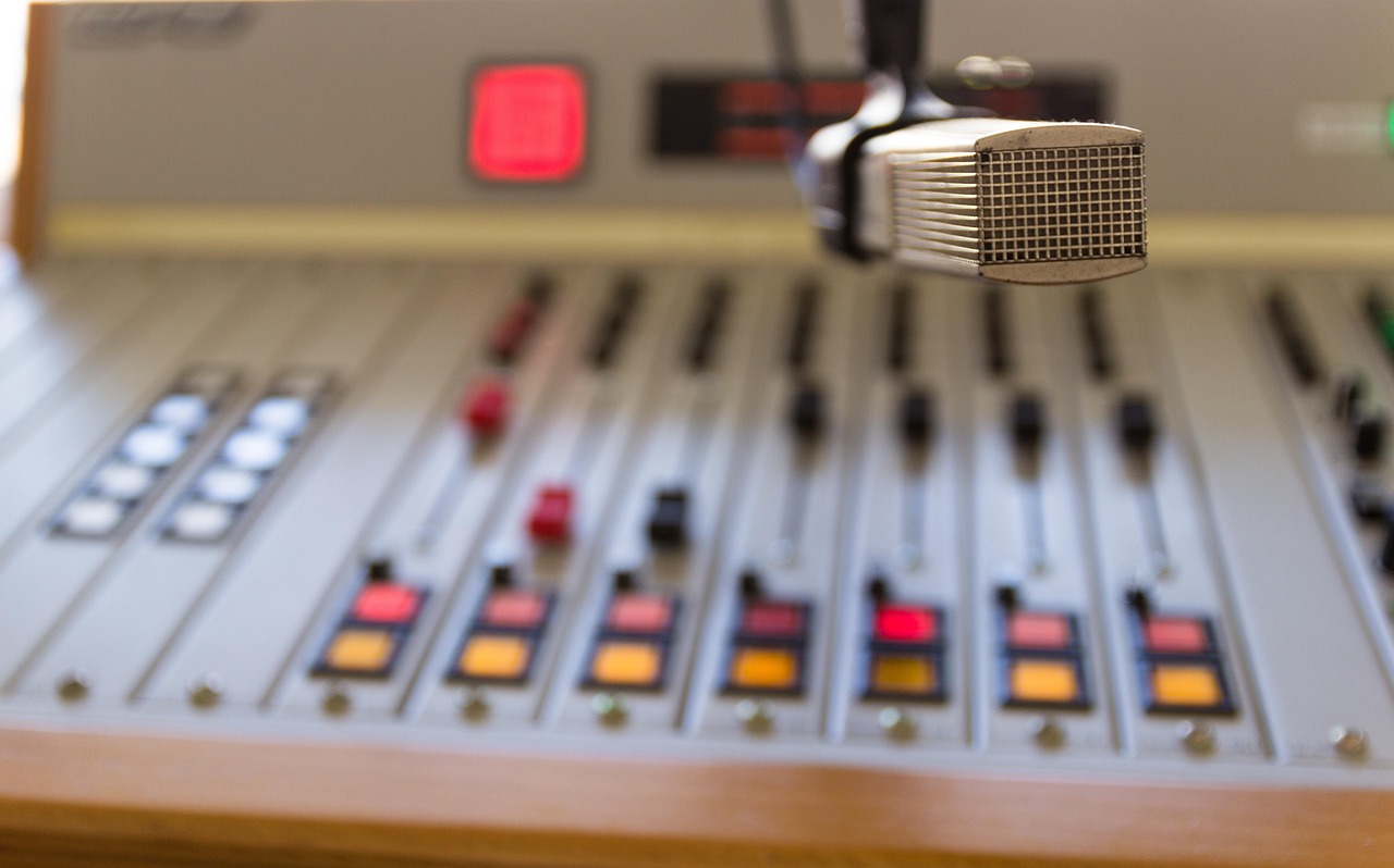 На Divu krastu radio — Янис Руткс