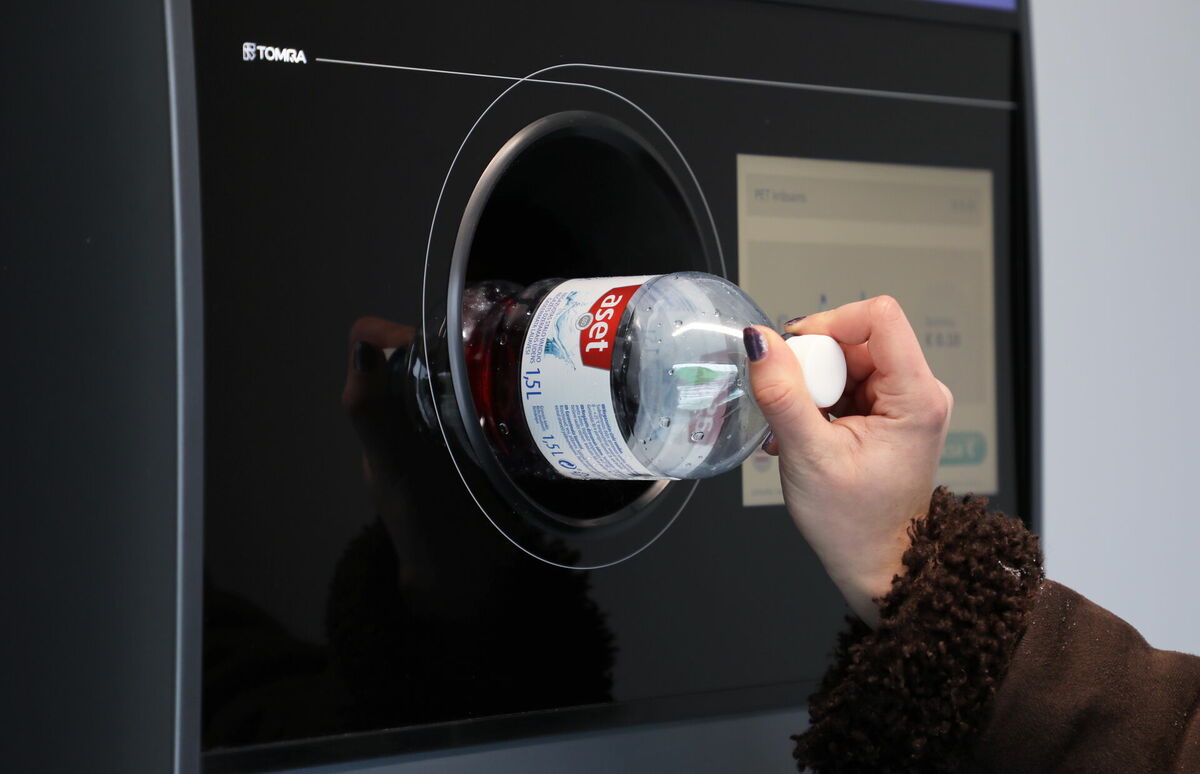 No nākamā gada plānots palielināt dzērienu ražotāju dalības maksu depozīta sistēmā par plastmasas iepakojumiem
