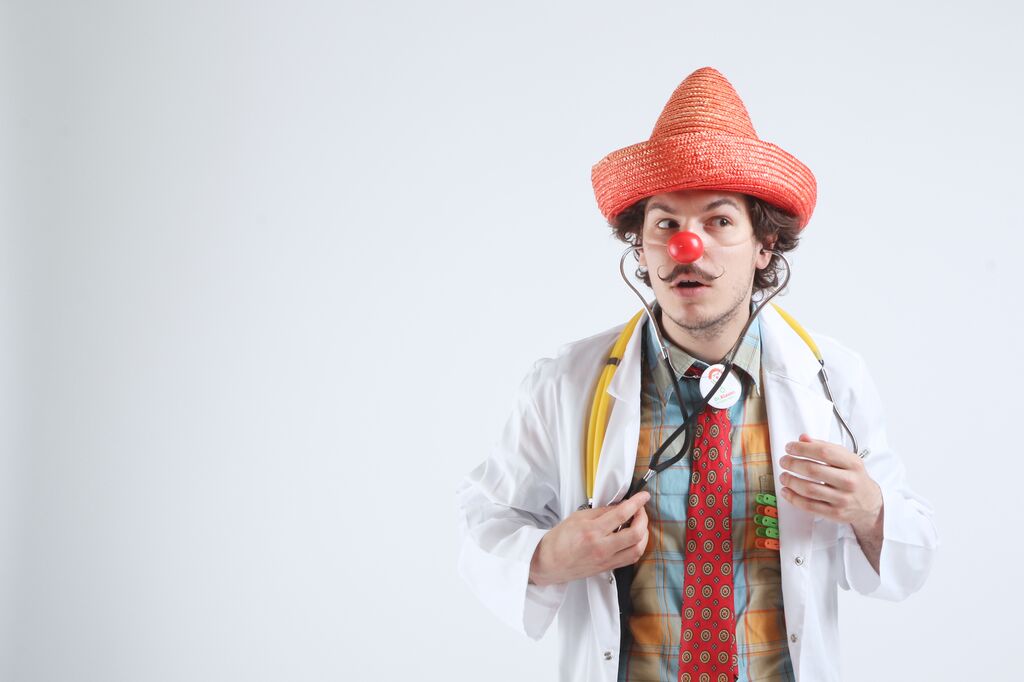 "Dr. Klauns" akcijā centīsies kliedēt mītus par novecošanos un palīdzēt vientuļajiem senioriem
