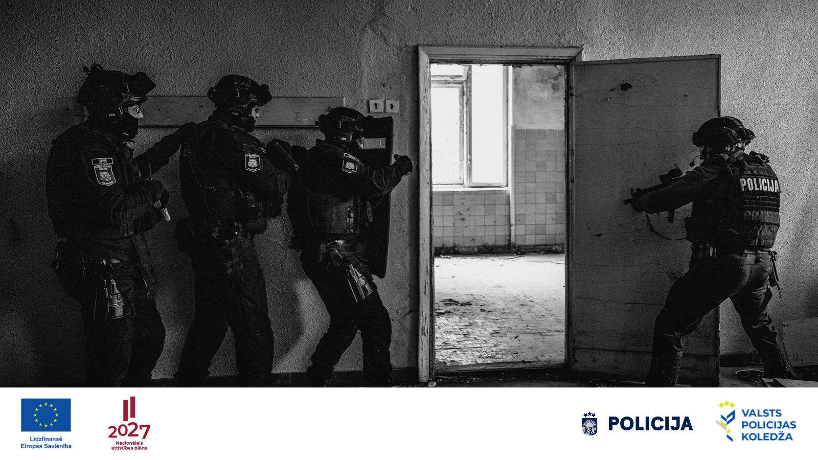 В Риге прошли тактические учения госполиции по реагированию на вооружённые нападения