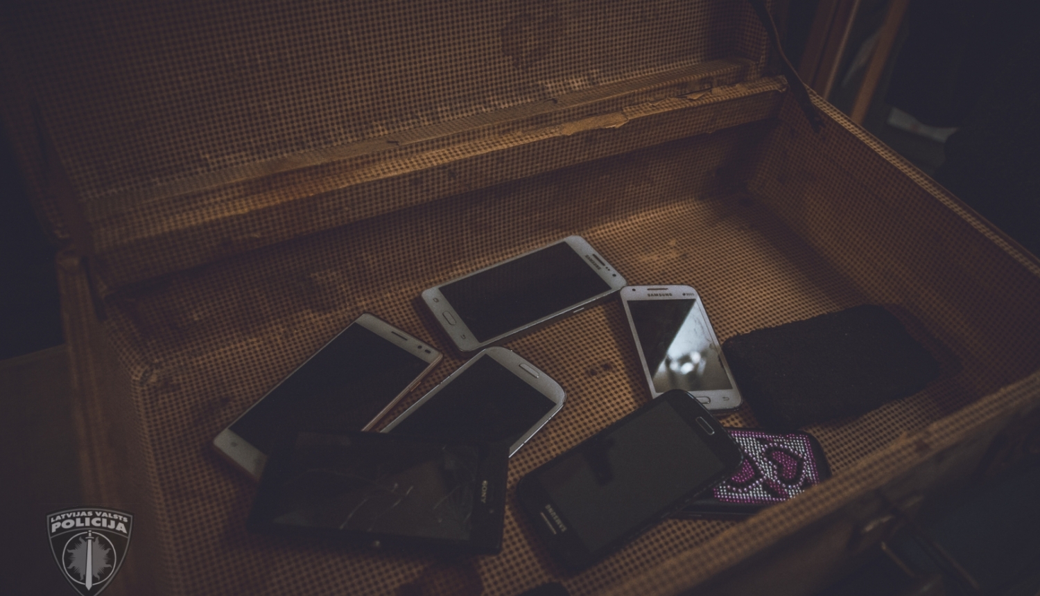 Госполиция задержала “банковского работника”: выманил у пострадавших 16 тысяч евро