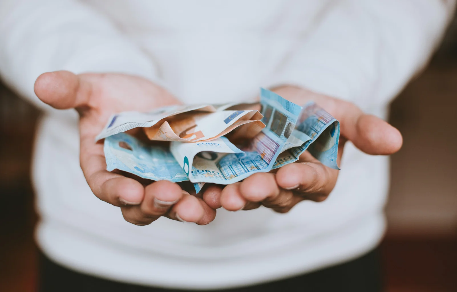 Минфин: Латвия уже помогла беженцам из Украины почти 47-ю миллионами евро