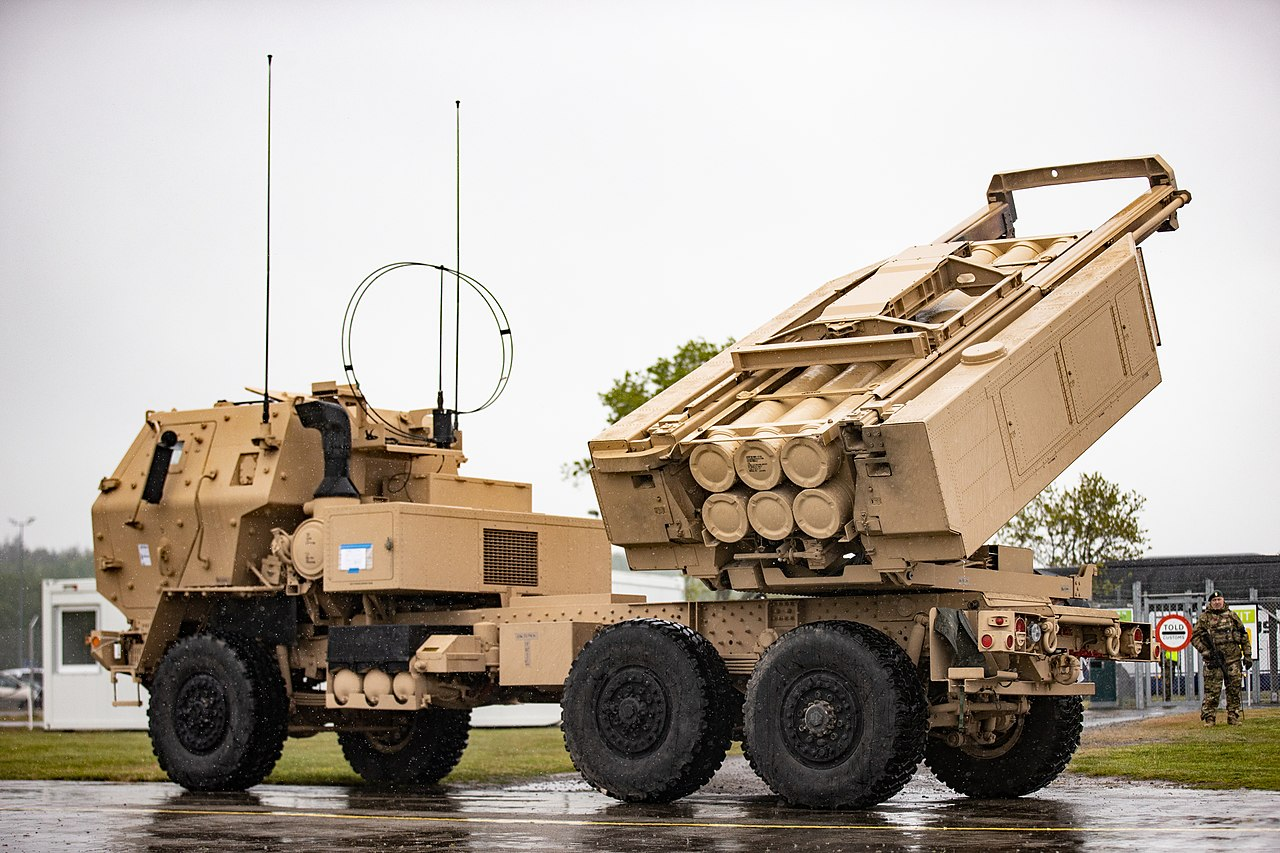 Латвия подписала договор о приобретении HIMARS на сумму 164 млн евро Латвия подписала договор о приобретении HIMARS на сумму 164 млн евро