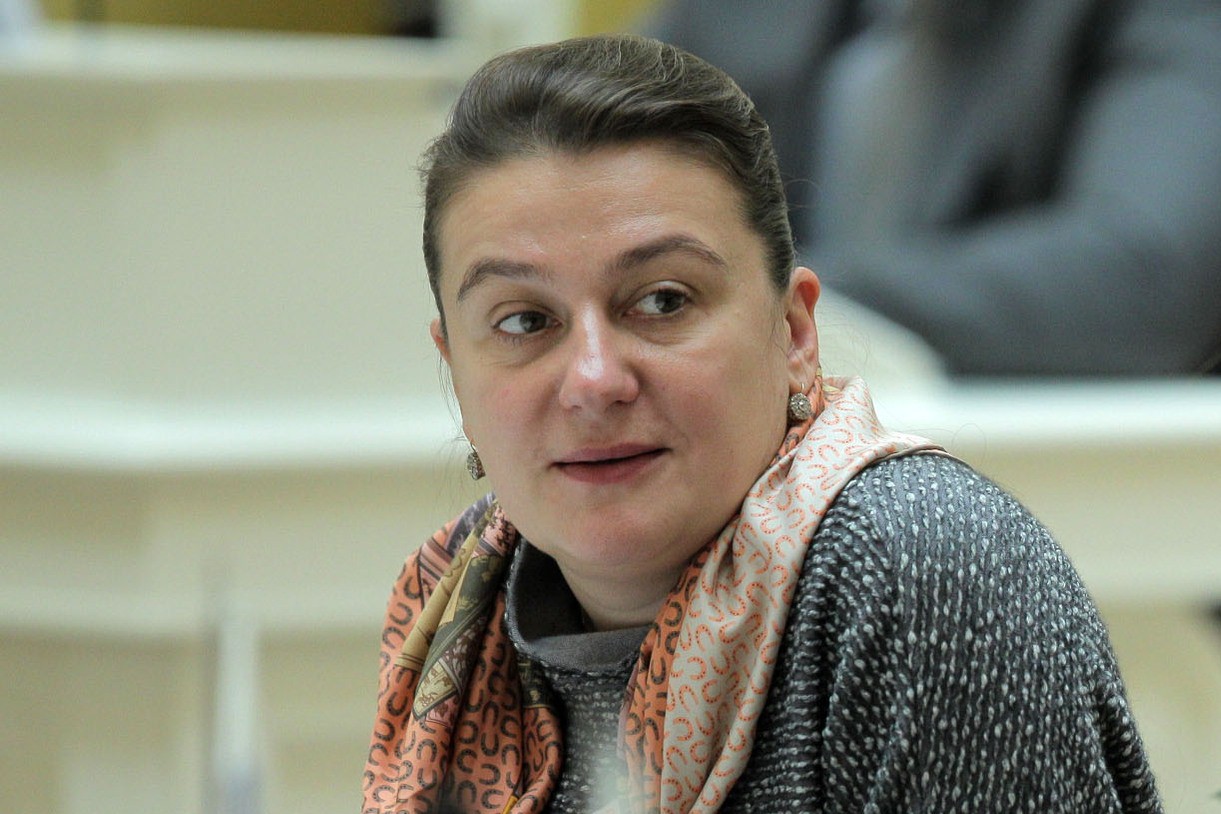 Актриса Мельникова раскрыла размер депутатской зарплаты в России