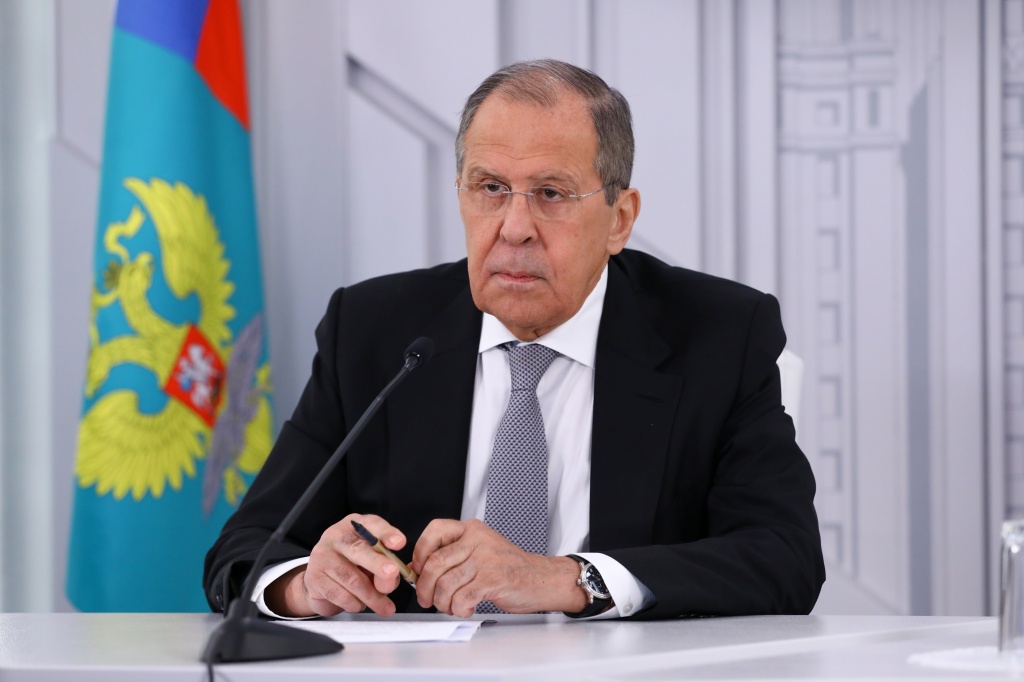 Лавров: Запад создает пояс нестабильности вокруг России Лавров: Запад создает пояс нестабильности вокруг России