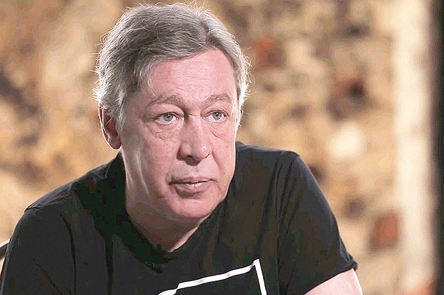Водитель, пострадавший в аварии с Михаилом Ефремовым, скончался в больнице