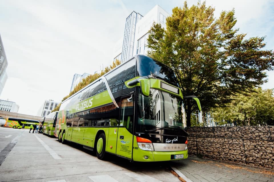 Международный пассажирский перевозчик "FlixBus" придет в Латвию