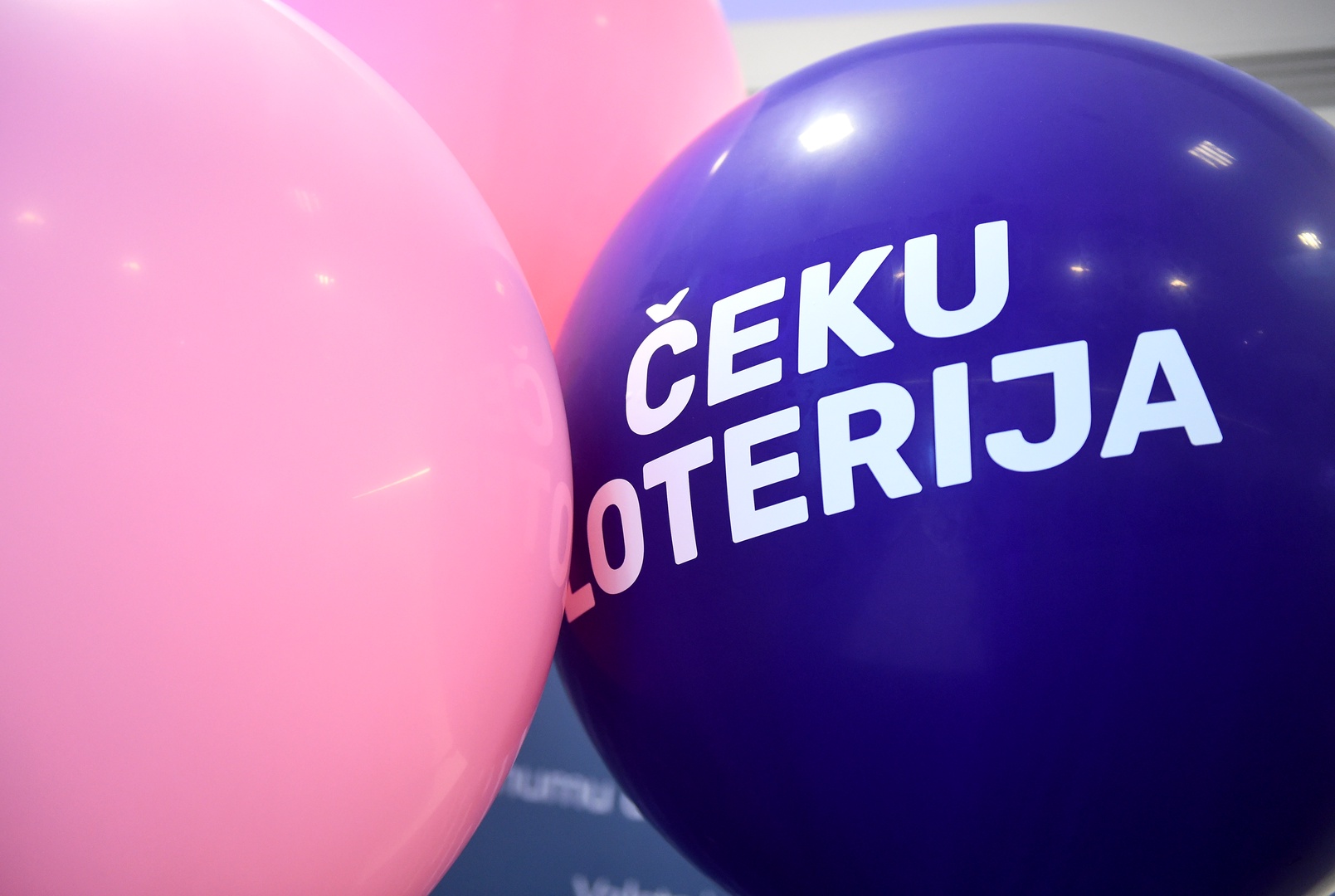 Денег на организацию чековой лотереи хватит только до конца года