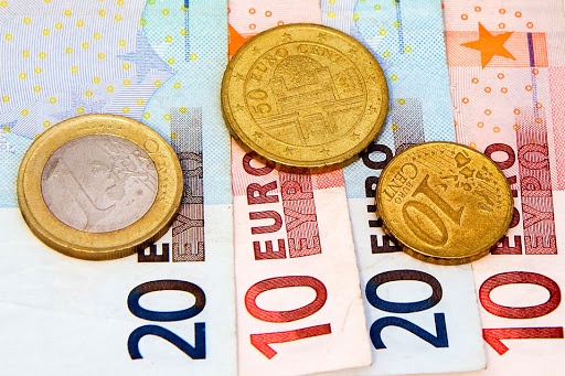 Кризисные пособия за простой выплачены на сумму 53,6 млн евро