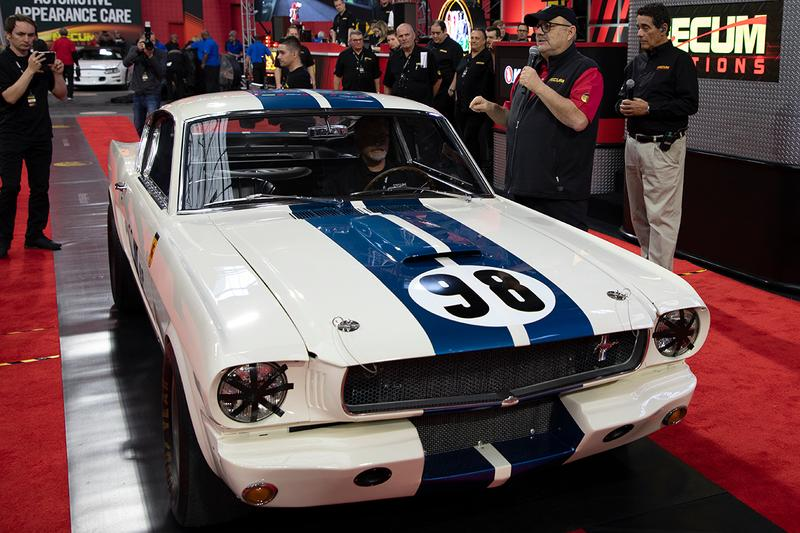 Легендарный Mustang продали за рекордную сумму
