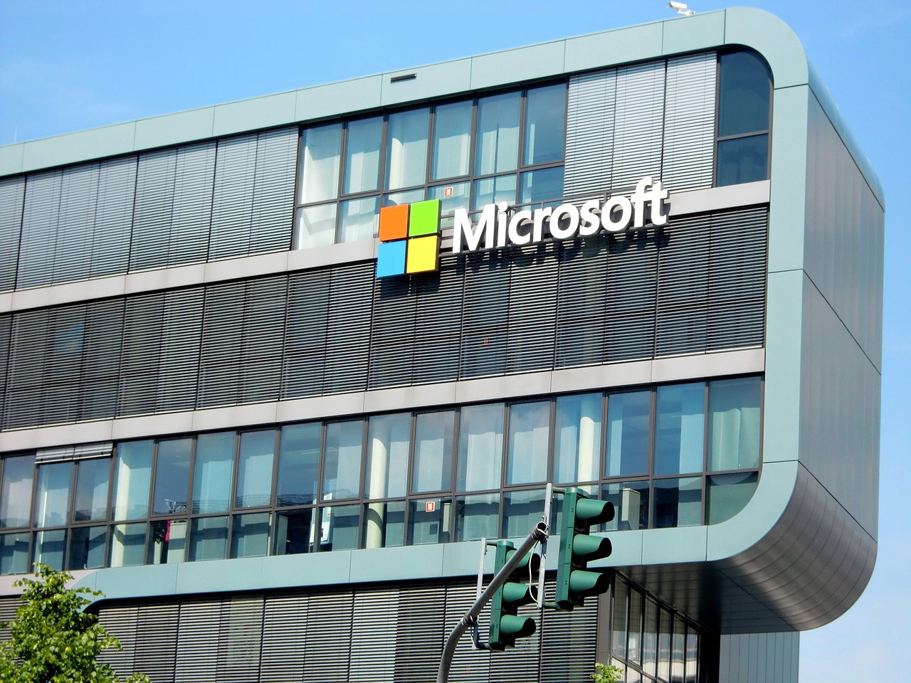 Microsoft планирует завершить переговоры о покупке TikTok к 15 сентября Microsoft планирует завершить переговоры о покупке TikTok к 15 сентября