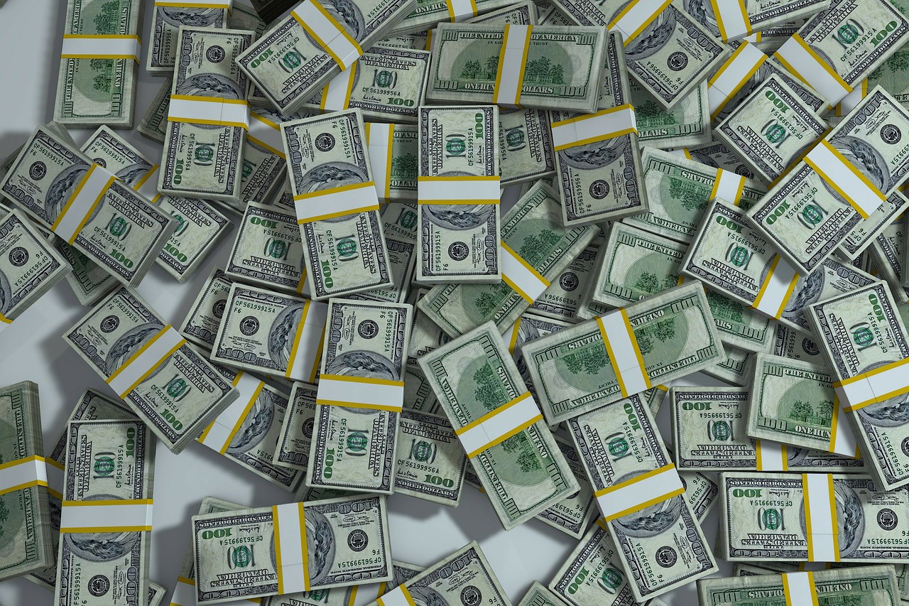 В сенате США предложили ежегодно дарить Украине 300 миллионов долларов