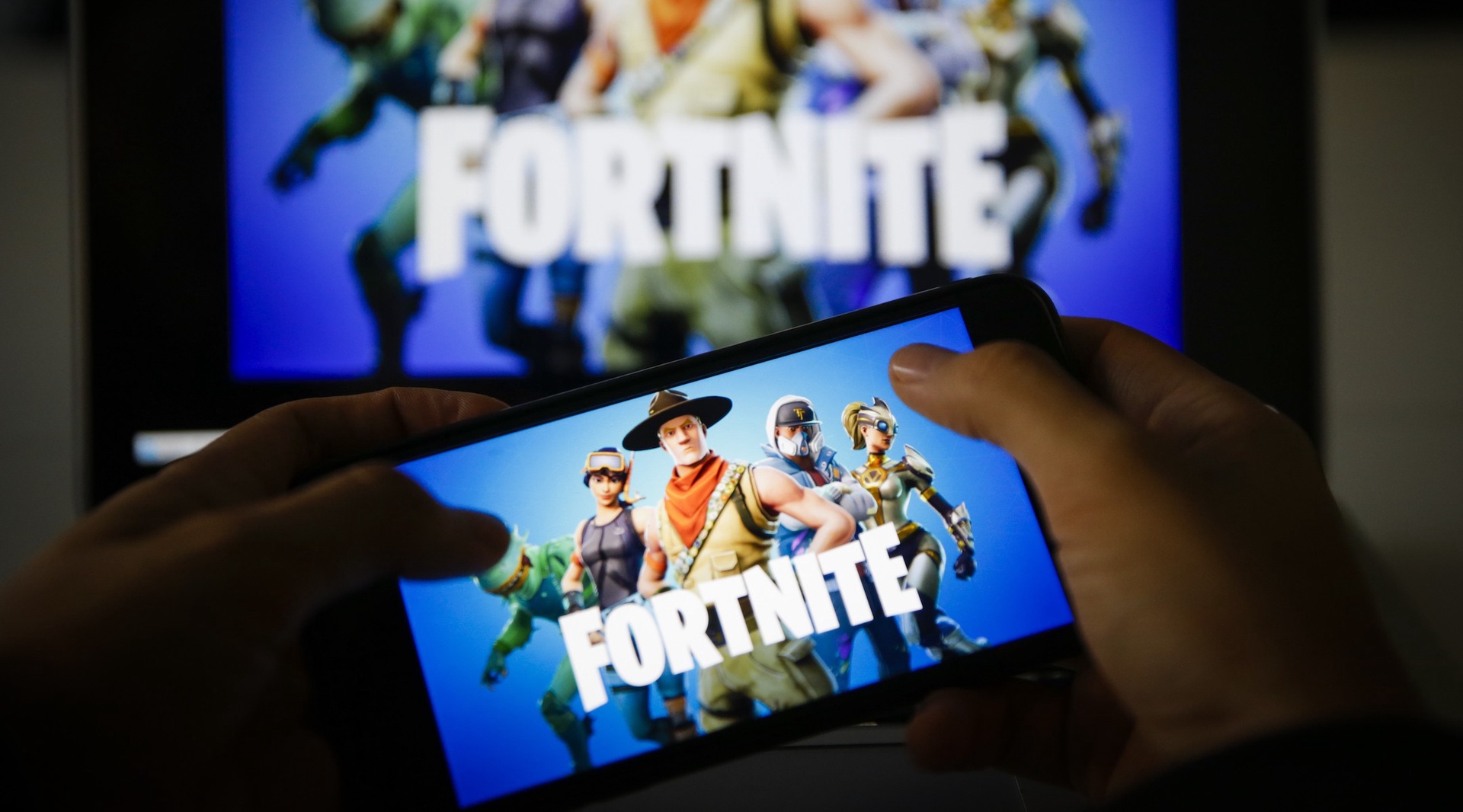 Epic Games подала в суд на Google и Apple из-за запрета в магазинах приложений