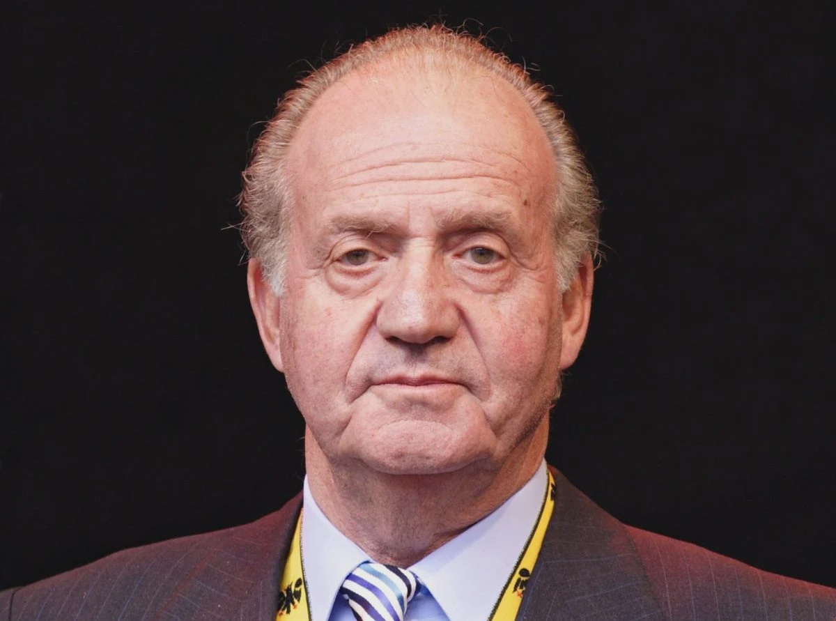 Большинство испанцев хотят, чтобы экс-король предстал перед законом