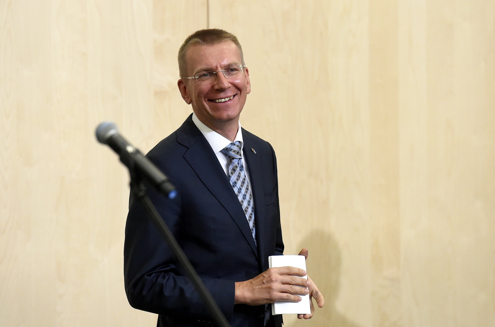Latvija apsver rosināt ES sankciju sarakstā iekļaut Baltkrievijas vēlēšanu komisijas un spēka struktūru amatpersonas