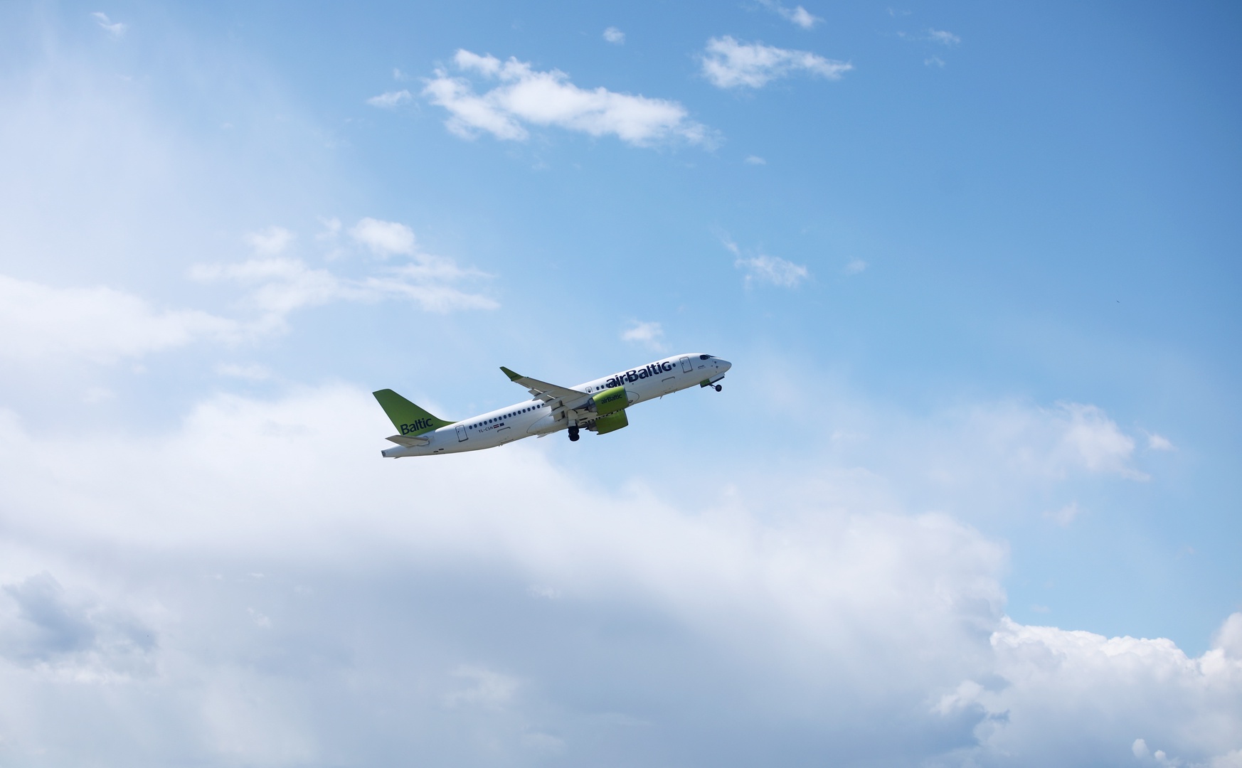 "airBaltic" vienojusies ar "Airbus" par atlikušo 28 lidmašīnu piegādi līdz 2024.gada sākumam