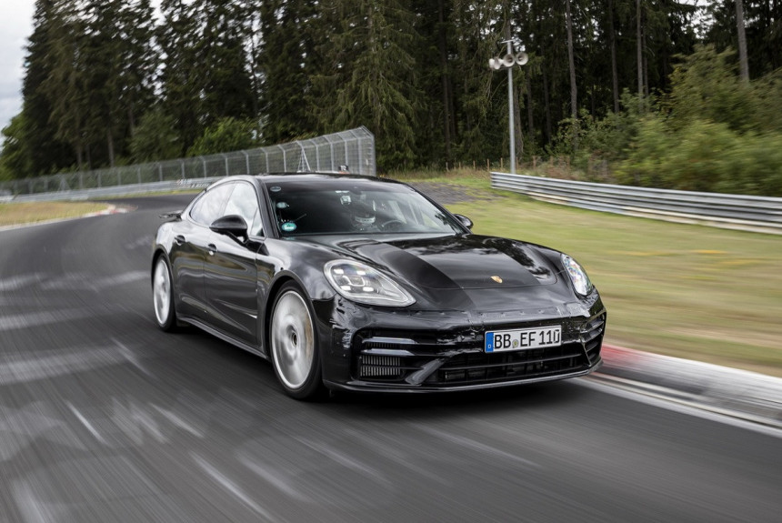 26 августа премьера обновленной Panamera