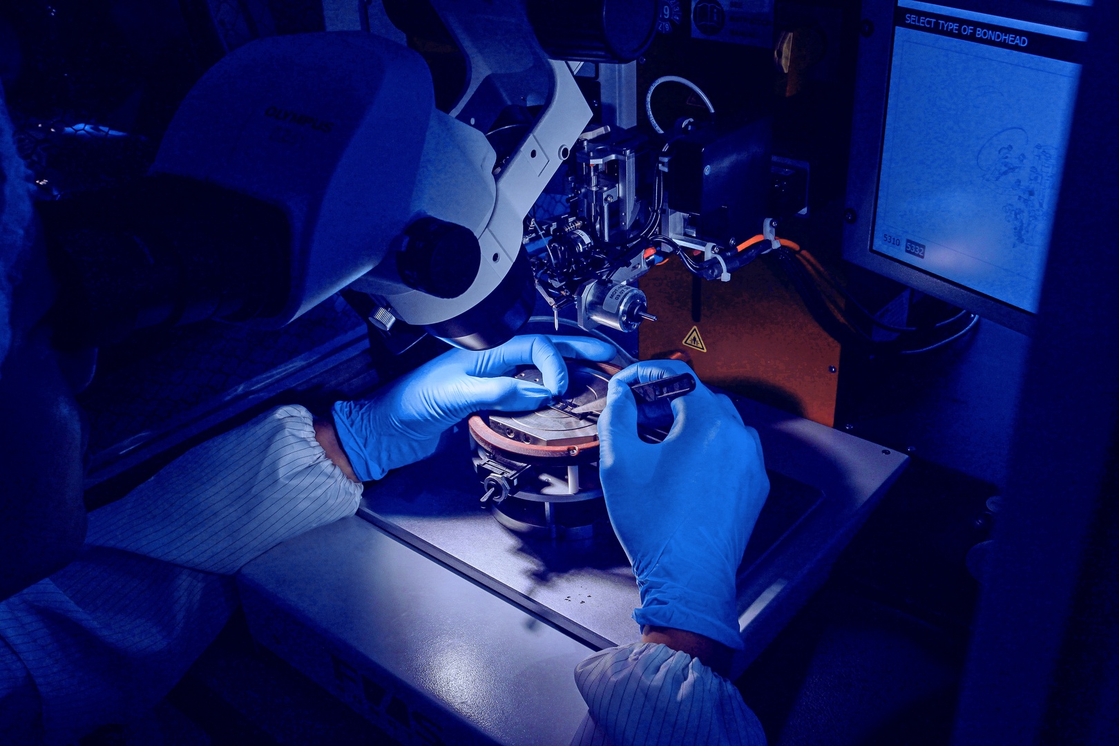 Krimuldā atrasta metadona laboratorija un izņemtas apreibinošas vielas 1,5 miljonu eiro vērtībā Krimuldā atrasta metadona laboratorija un izņemtas apreibinošas vielas 1,5 miljonu eiro vērtībā