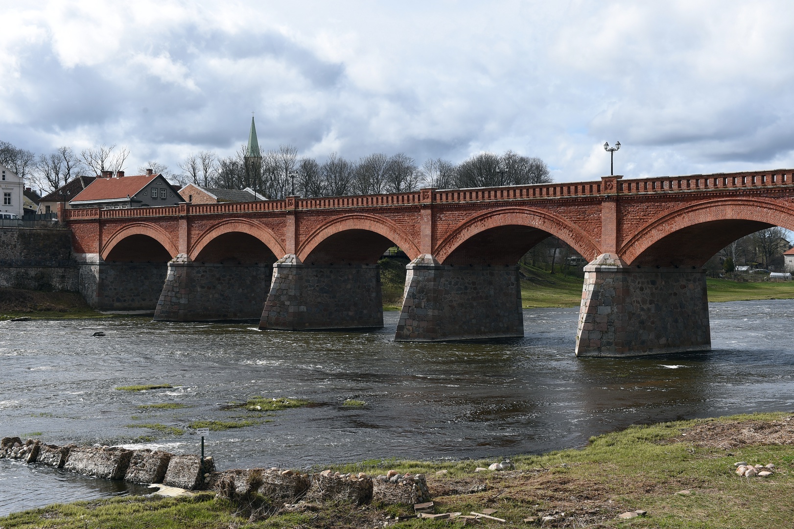 Kuldīga un Cēsis apsver kopā mēģināt kļūt par Eiropas kultūras galvaspilsētām 2027.gadā