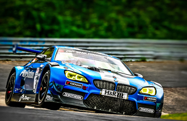 BMW M6 "порвал" трассу Нюрбургринга