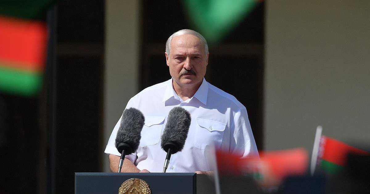 Лукашенко предупредил о возможности гражданской войны в Белоруссии Лукашенко предупредил о возможности гражданской войны в Белоруссии