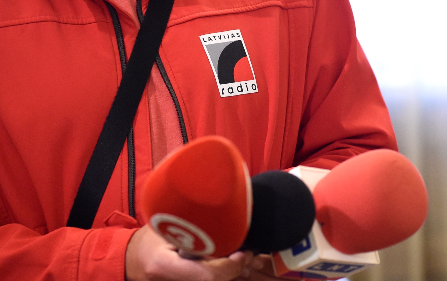Sabiedriskie mediji nākamgad izies no reklāmas tirgus