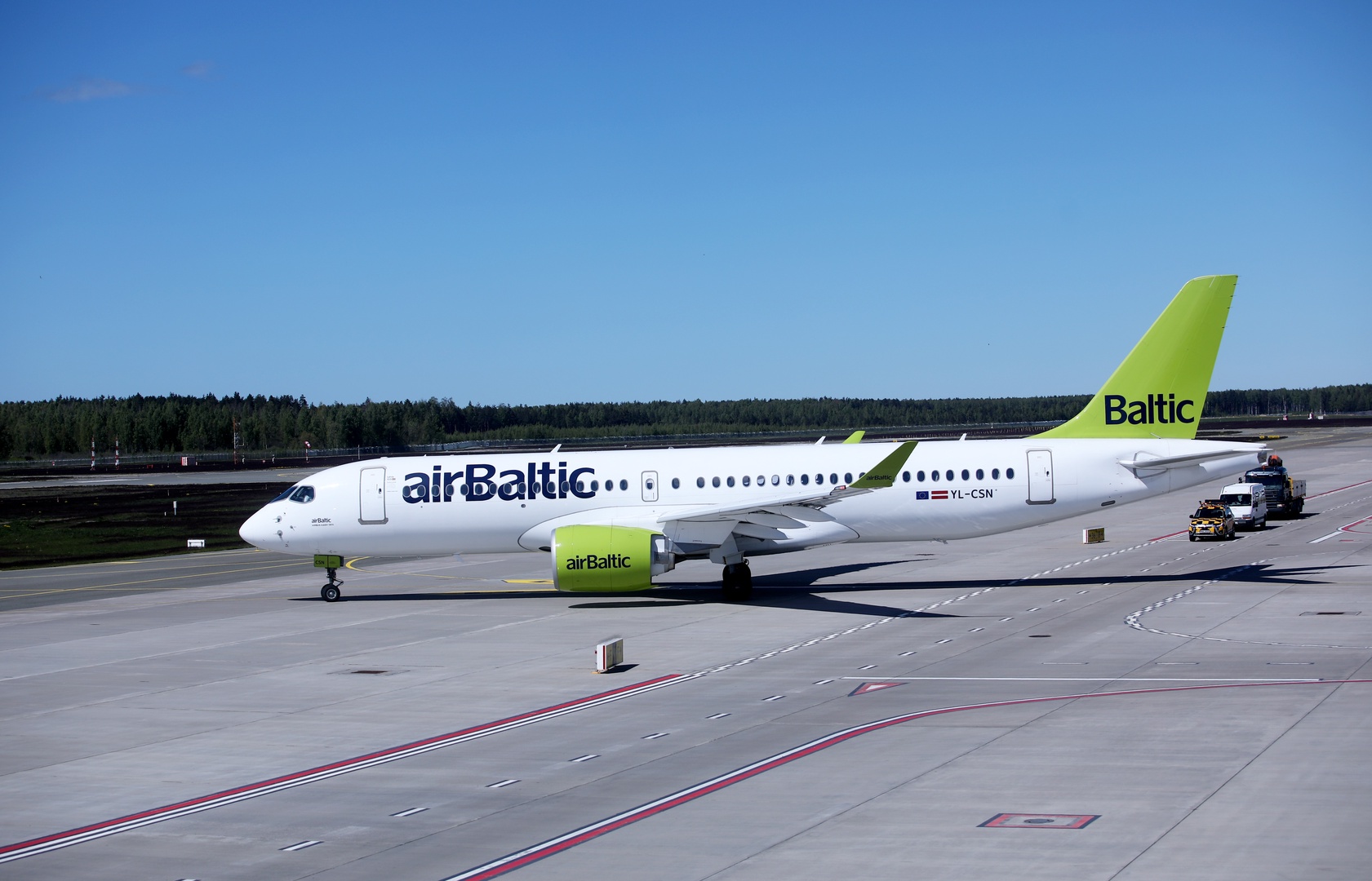 Valdība būtiski paplašina avioceļojumu iespējas