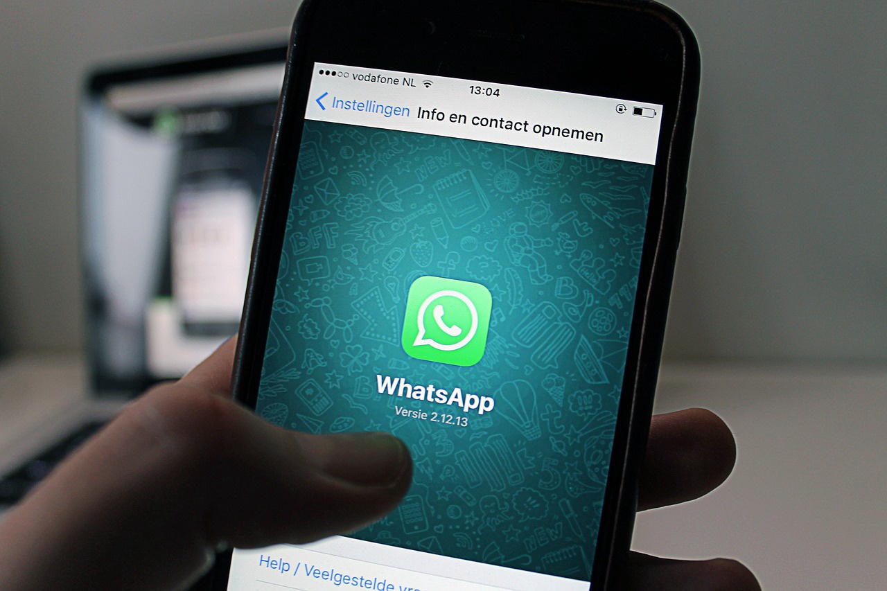 В Whatsapp обнаружили ломающие мессенджер "страшные" сообщения