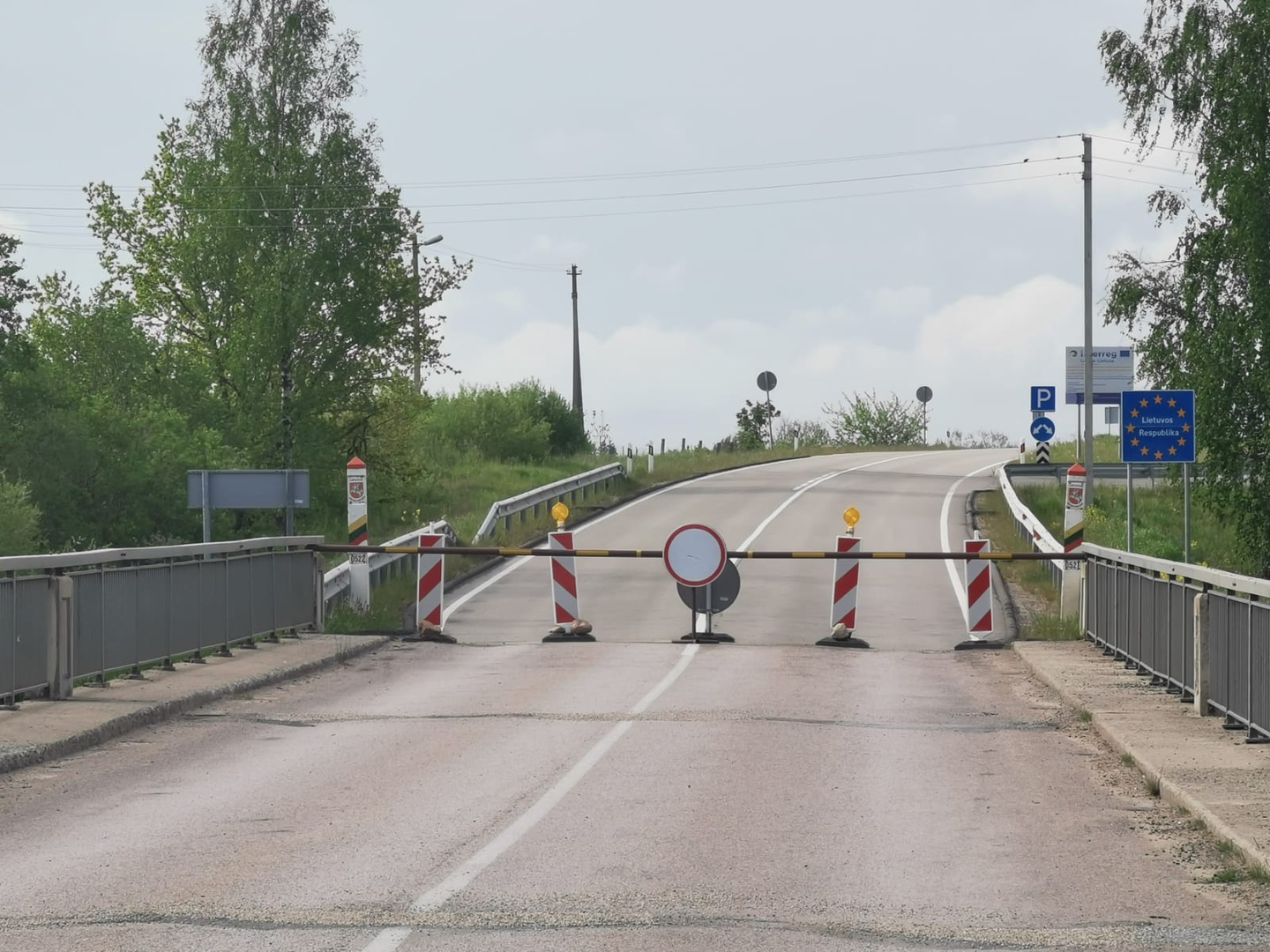 Covid-19: Созвано внеочередное заседание правительства о границах с Литвой и Эстонией