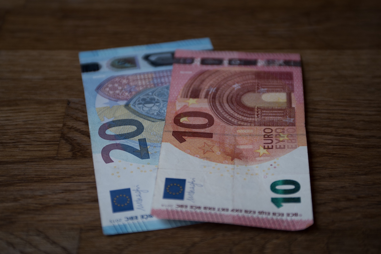 Pagājušajā gadā no ES fondiem izkrāpti 485 miljoni eiro Pagājušajā gadā no ES fondiem izkrāpti 485 miljoni eiro
