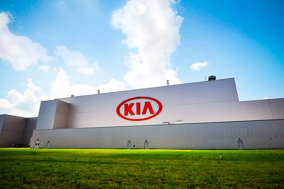Kia пришлось остановить работу двух завдов из-за заражений covid-19