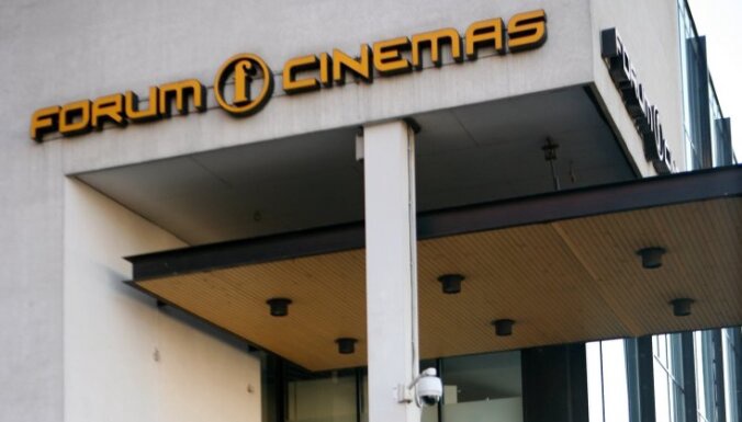 В Литве начались увольнения в Forum Cinemas и Lux Express