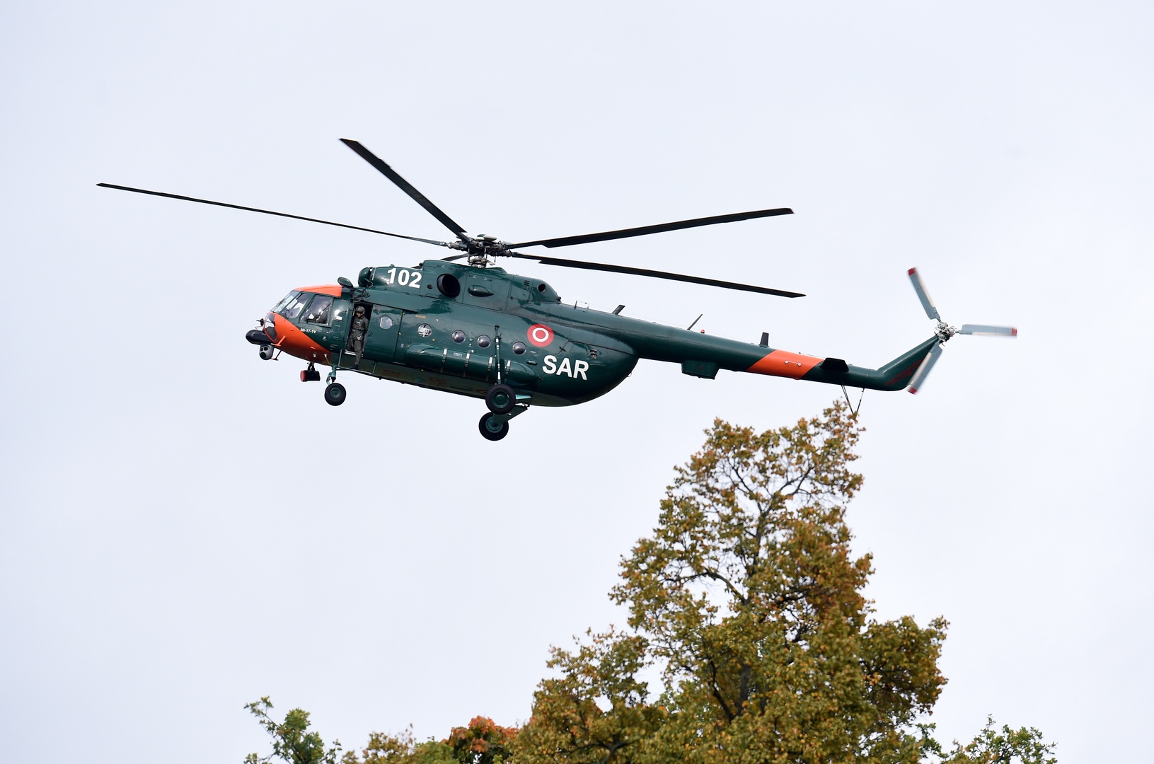 Iesaistot helikopteru, atrasts Jaunjelgavas novada mežā apmaldījies cilvēks