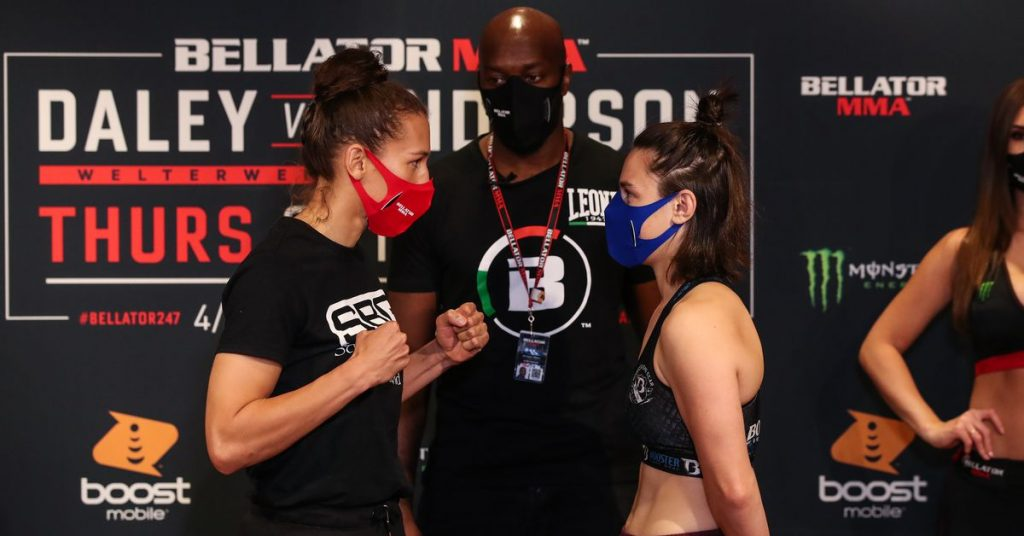 На Bellator 247 девушка победила с помощью очень редко приёма На Bellator 247 девушка победила с помощью очень редко приёма