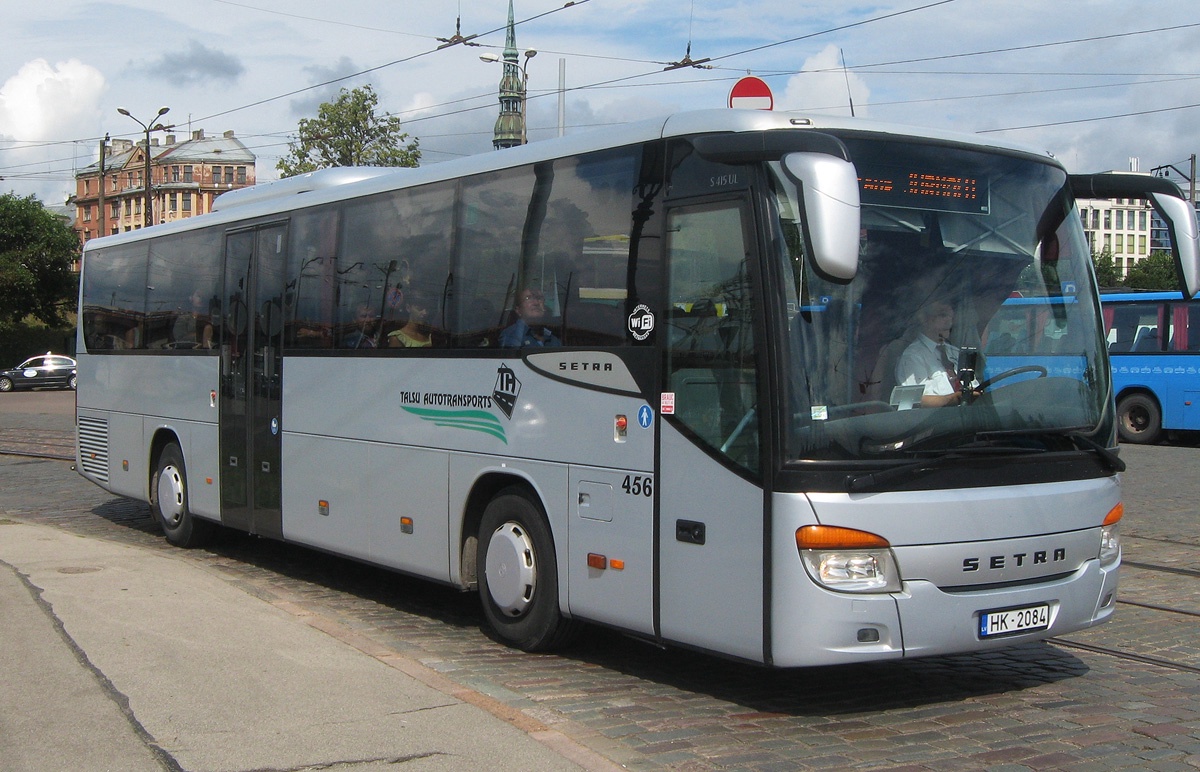 Covid-19: 1 октября зараженный перемещался на автобусе Рига - Талси