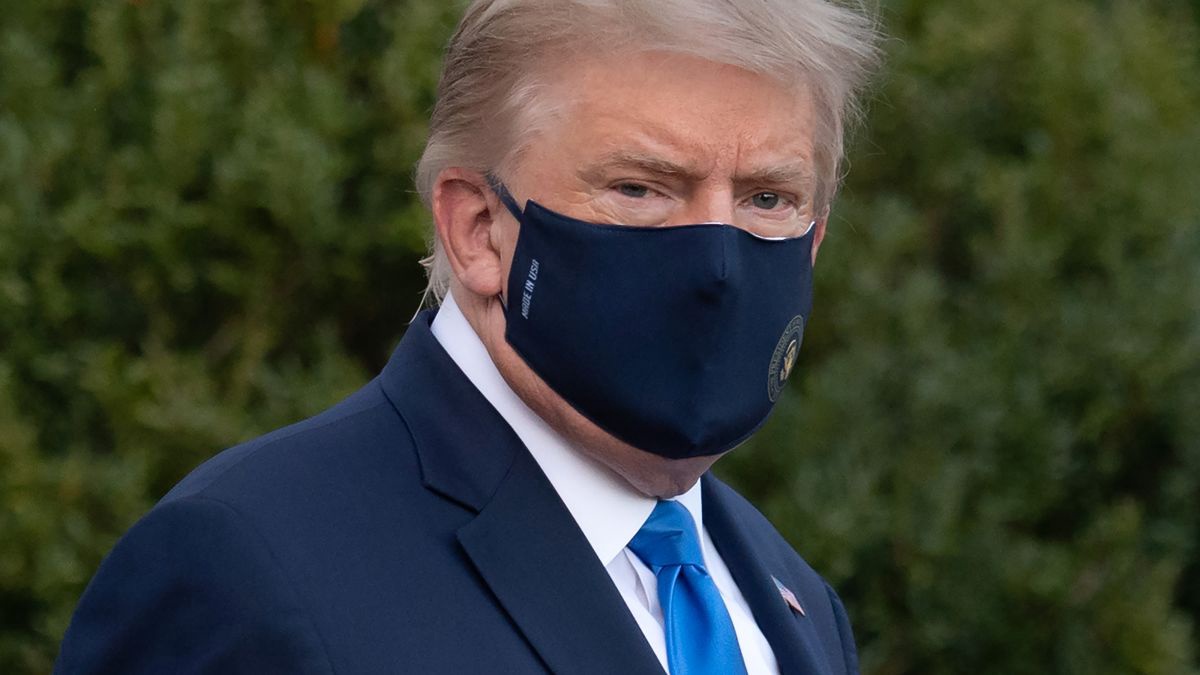 За состоянием здоровья Трампа наблюдают после выходных