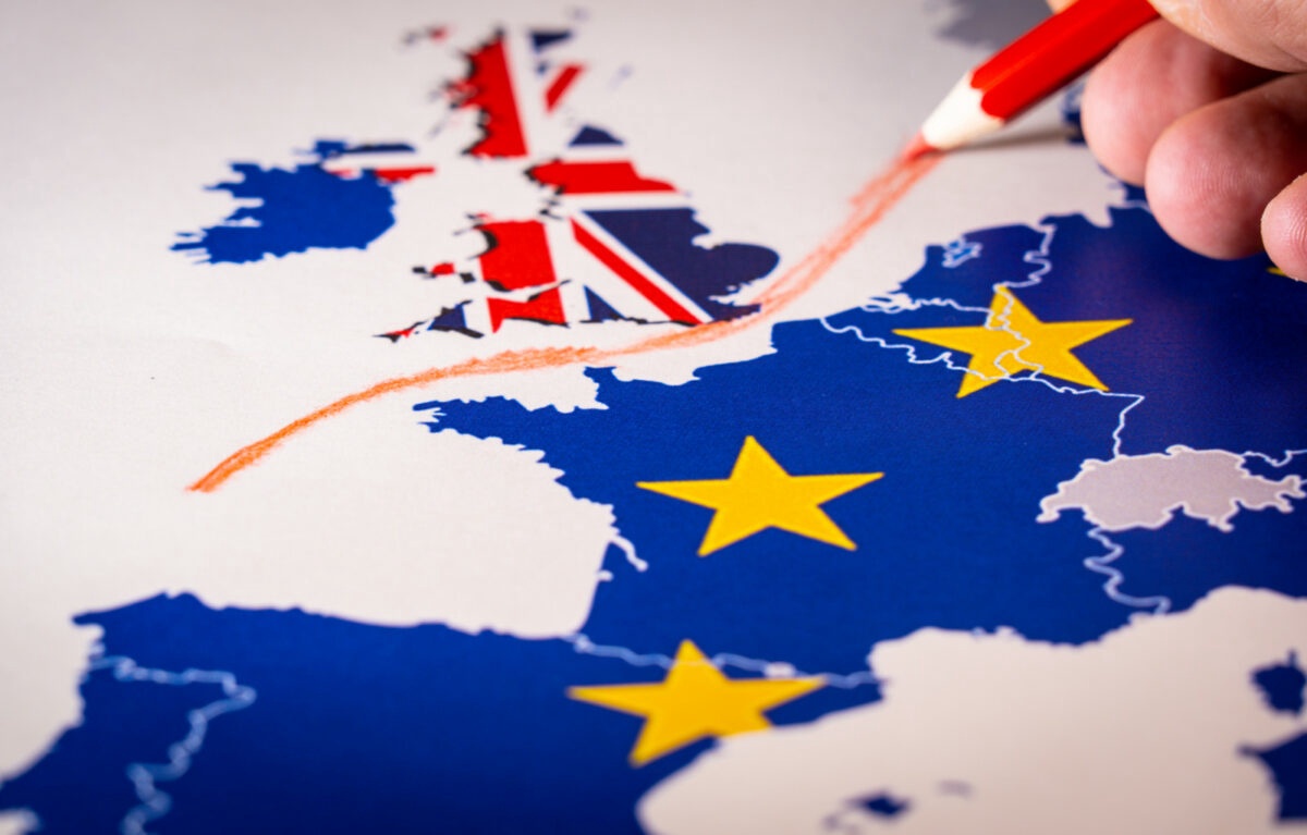 ЕС официально уведомил Лондон о нарушении им соглашения о Brexit