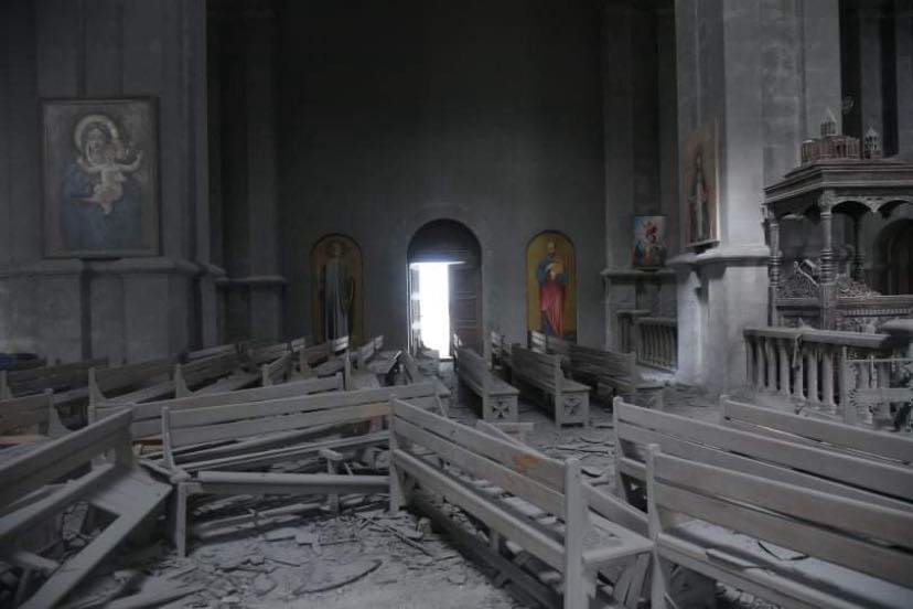 В Нагорном Карабахе обстреляли армянский собор