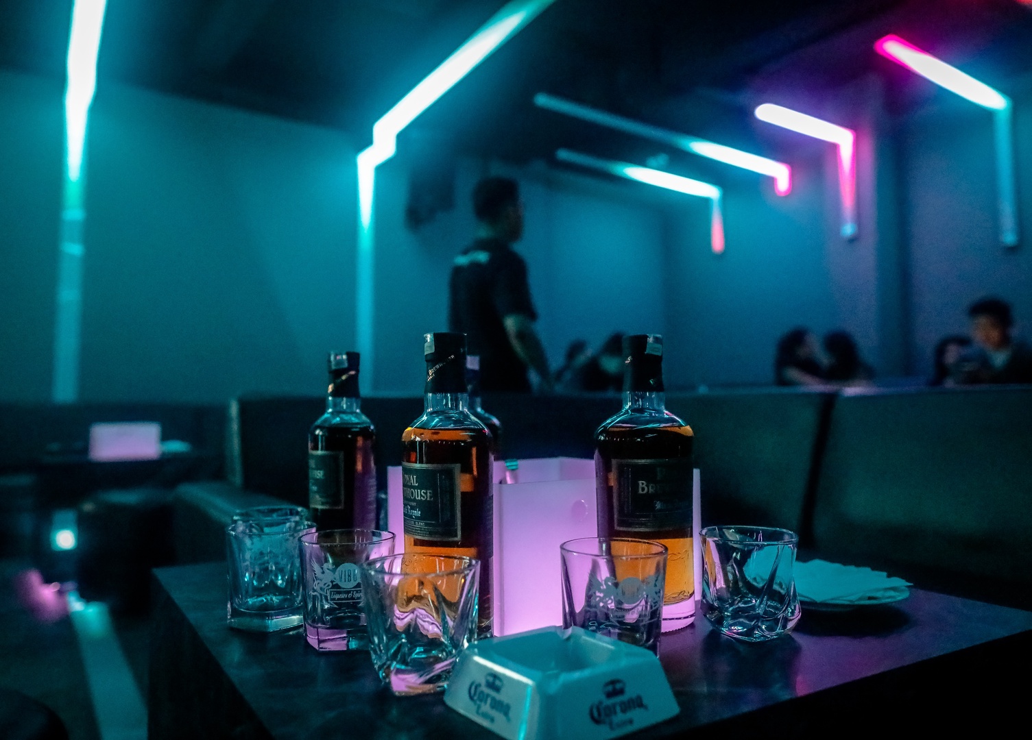 Turcijā 44 miruši pēc saindēšanās ar nelegālu alkoholu