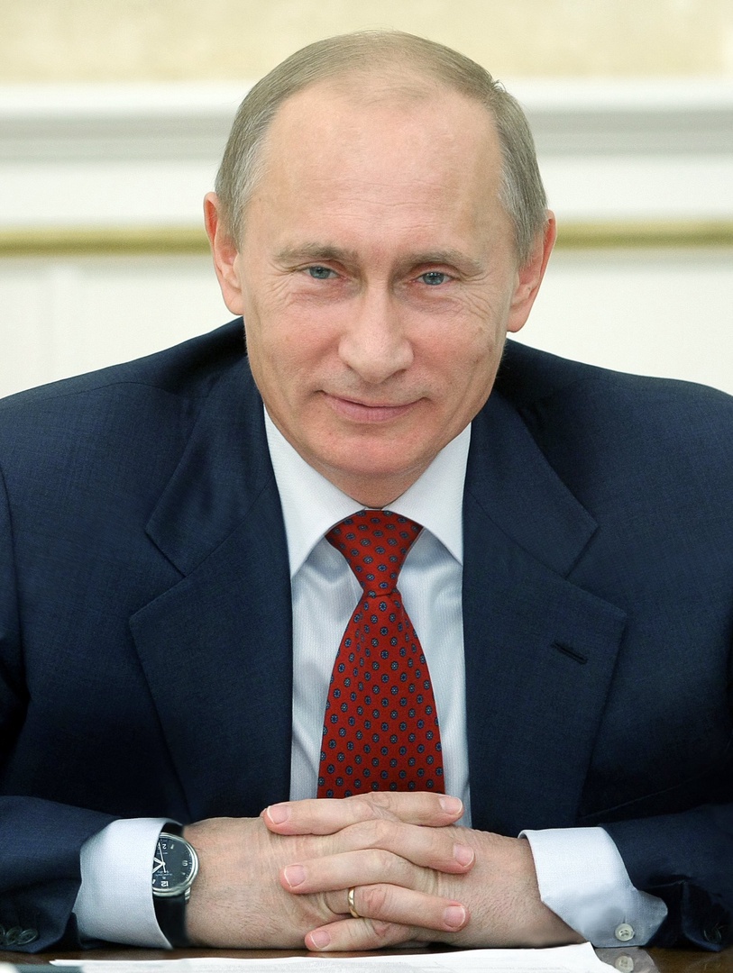 Putins uzaicina Armēnijas un Azerbaidžānas ārlietu ministrus uz miera sarunām