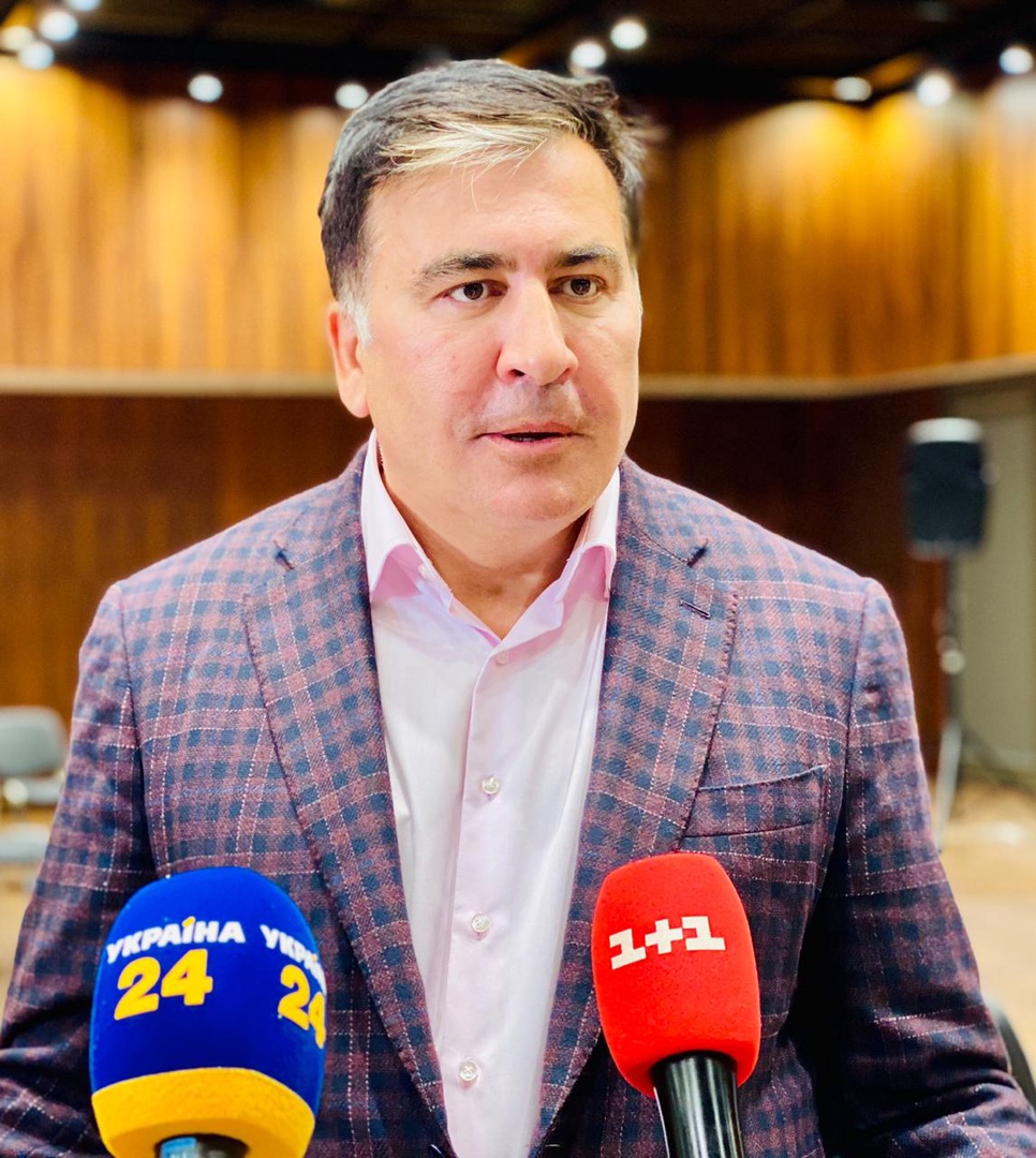 В Афинах избили Михаила Саакашвили