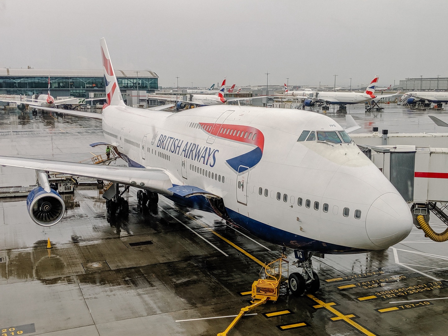 No amata atkāpjas "British Airways" vadītājs