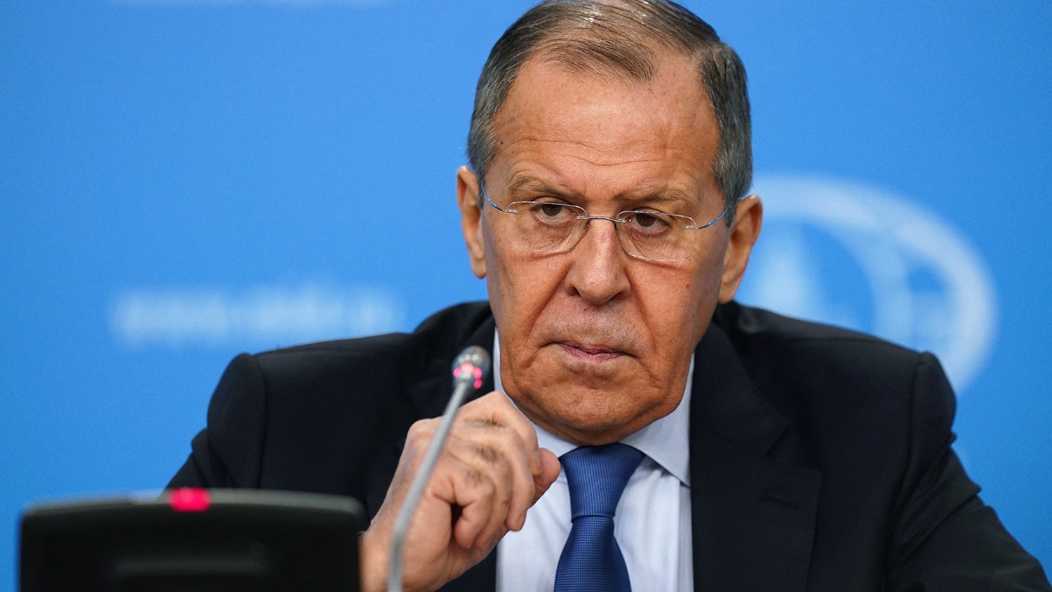 Лавров допустил прекращение диалога России с Евросоюзом Лавров допустил прекращение диалога России с Евросоюзом