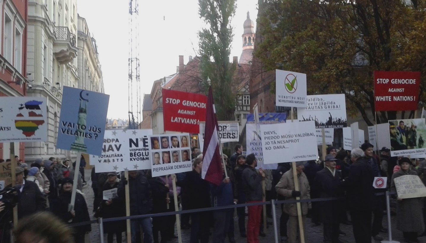 В день рассмотрения бюджета у Сейма пройдут сразу два пикета